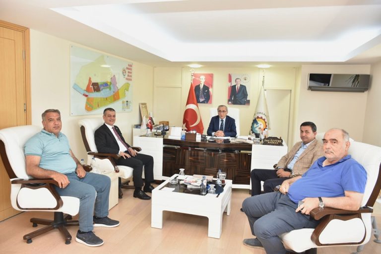 Ak Parti Milletvekili Erol Keleş OSB Yönetim Kurulu Başkanımız Suat Öztürk ve Yönetim Kurulu Üyemiz İzzet Özen’i ziyaret etti