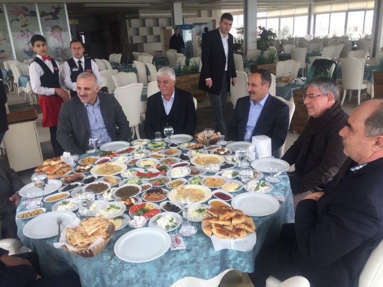 OSB Yönetimi ve F.Ü. Rektöründen Van Valisine Ziyaret