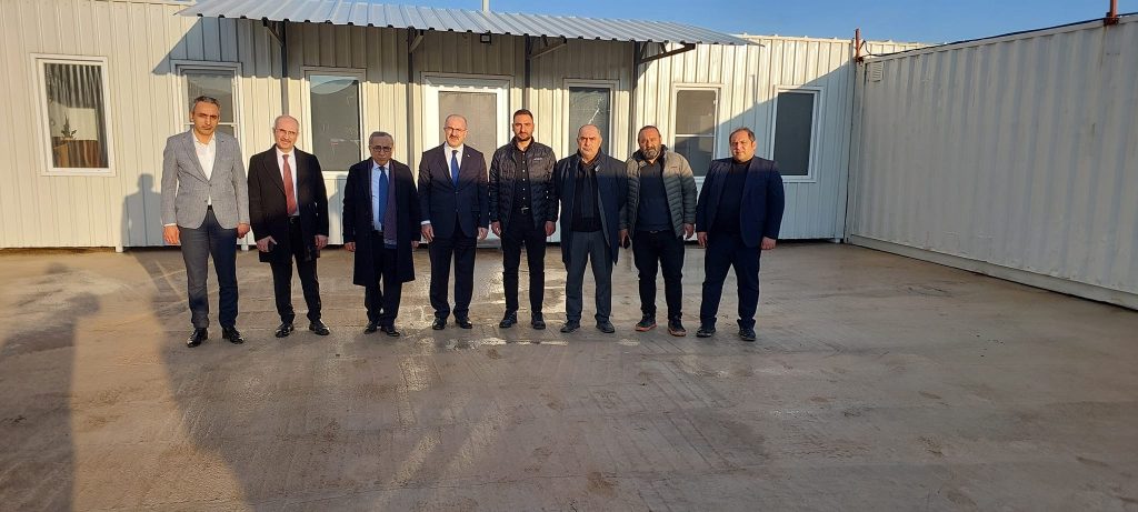 OSB Yönetim Kurulumuz ve Elazığ Valisi Dr.Ömer Toraman Işıl Tekstilin inşaat alanında incelemelerde bulundular
